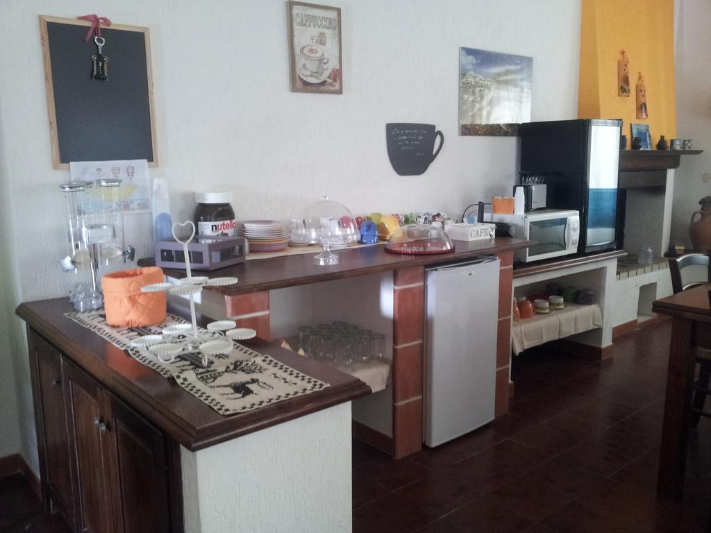 Al Sole Di Pula Bed & Breakfast Dış mekan fotoğraf