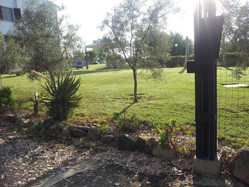 Al Sole Di Pula Bed & Breakfast Dış mekan fotoğraf