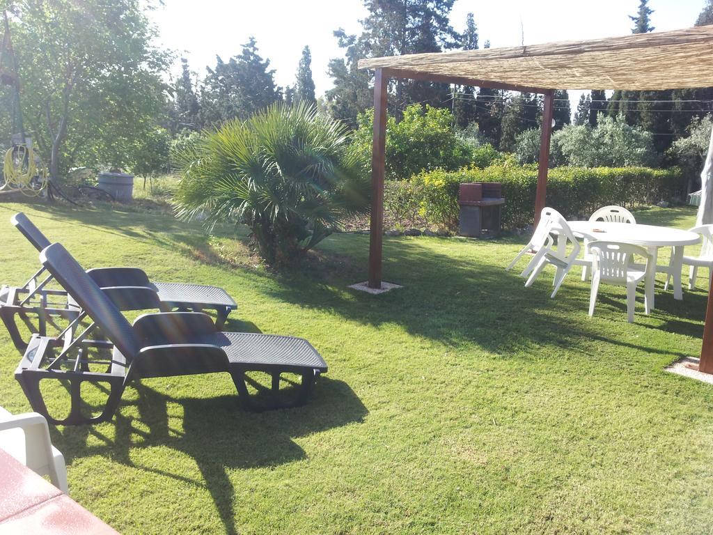 Al Sole Di Pula Bed & Breakfast Dış mekan fotoğraf