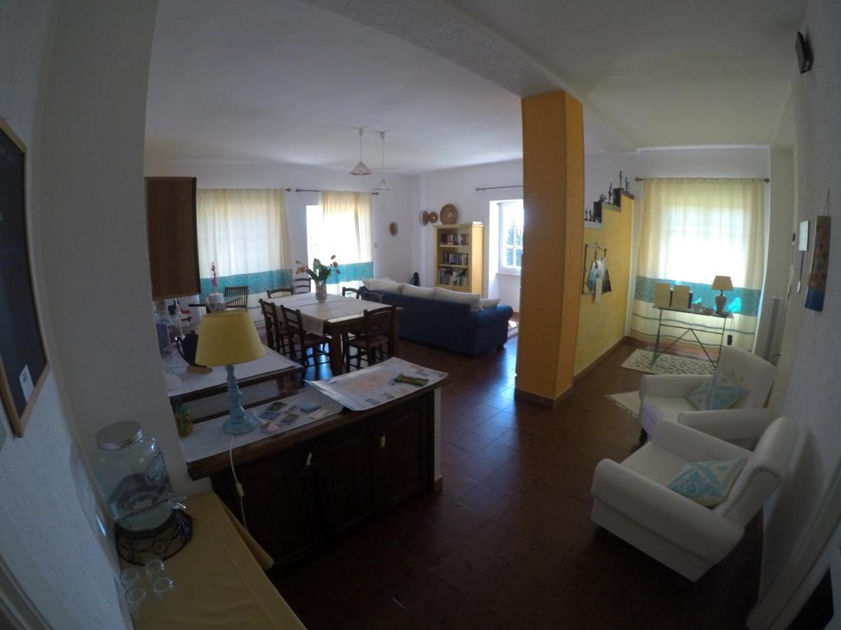 Al Sole Di Pula Bed & Breakfast Dış mekan fotoğraf